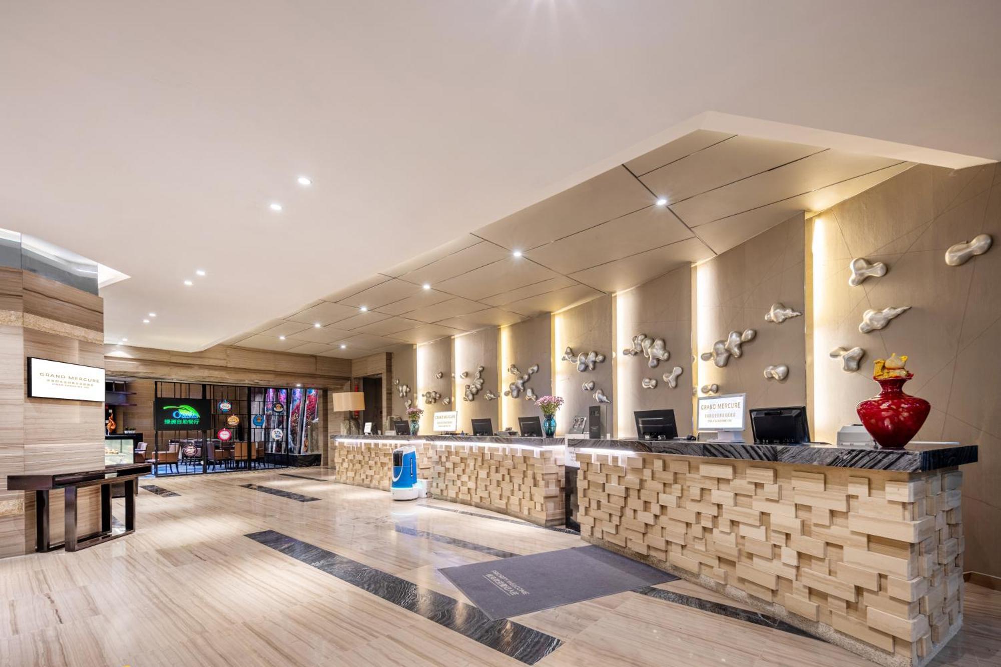 Grand Mercure Jinan Sunshine Екстериор снимка