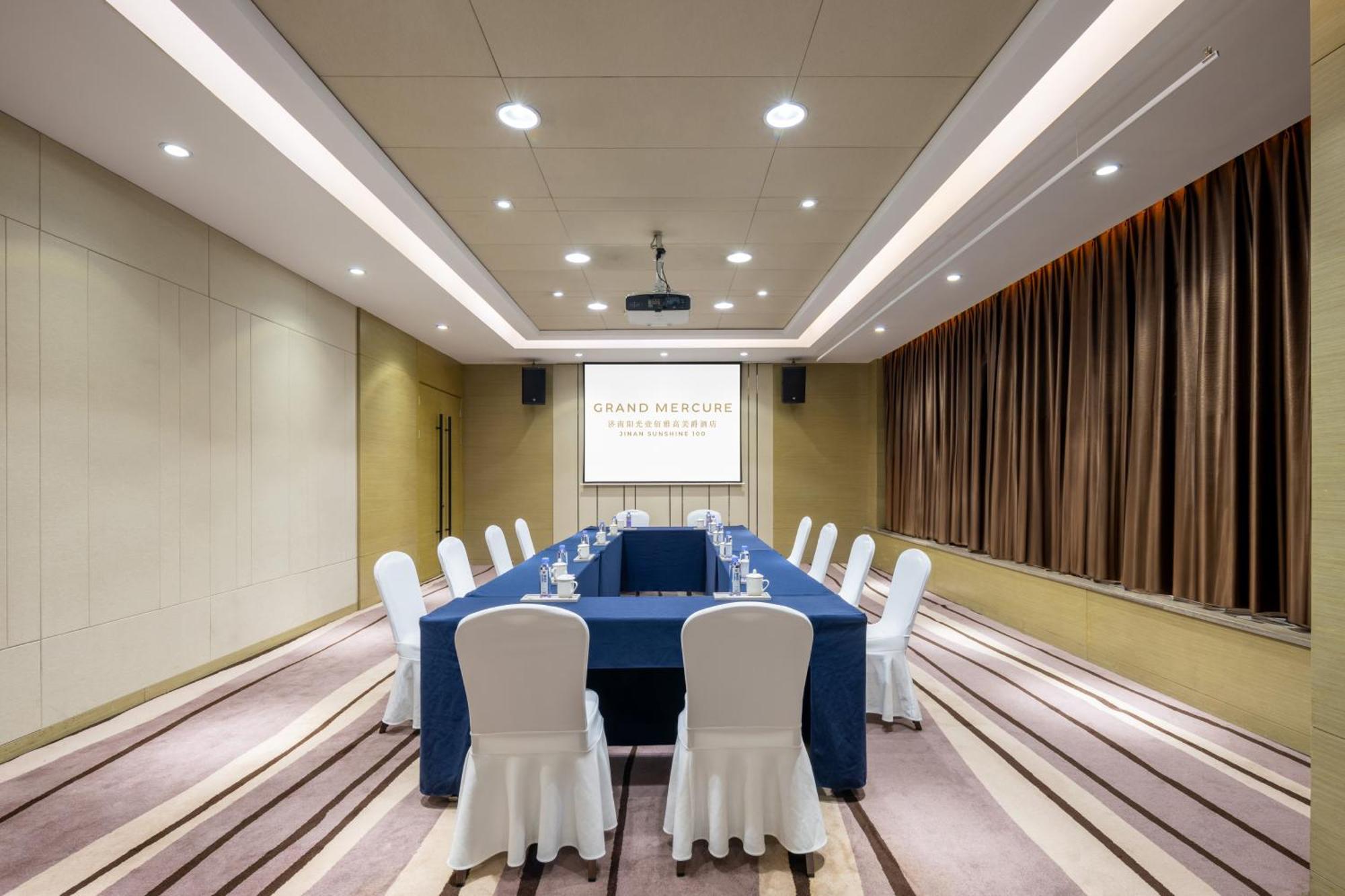 Grand Mercure Jinan Sunshine Екстериор снимка