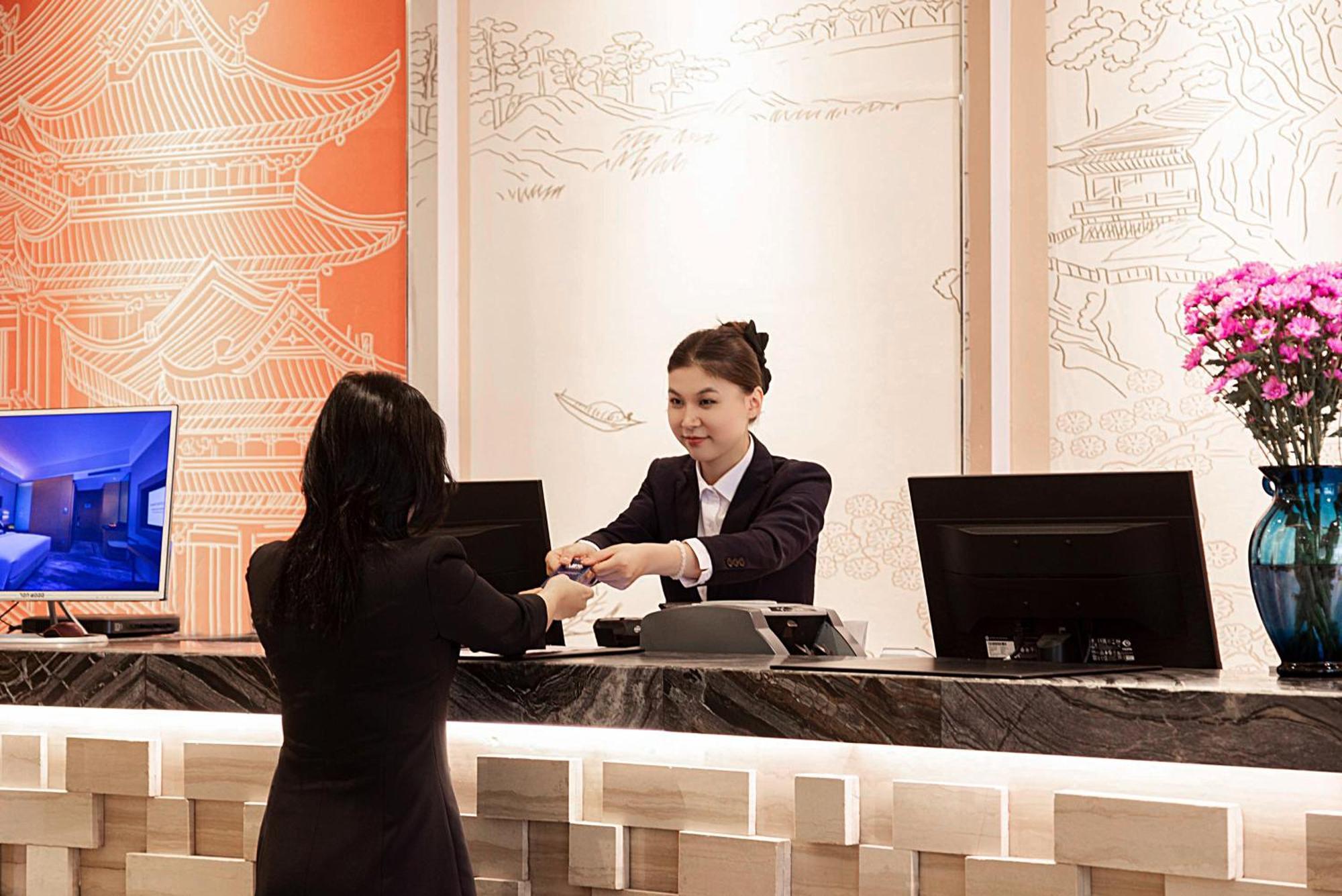 Grand Mercure Jinan Sunshine Екстериор снимка